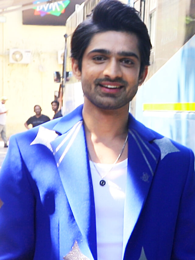 Abhishek Kumar Dashing Looks and Killer Smile At Dance Deewane Season 4 Set